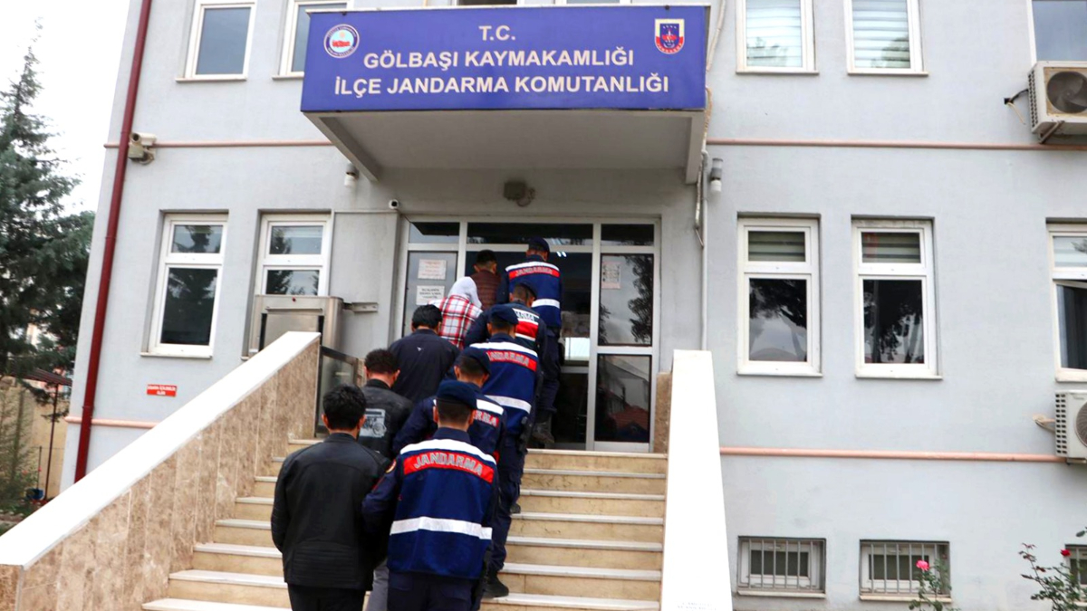 Adıyaman’da uyuşturucu operasyonu: 10 gözaltı