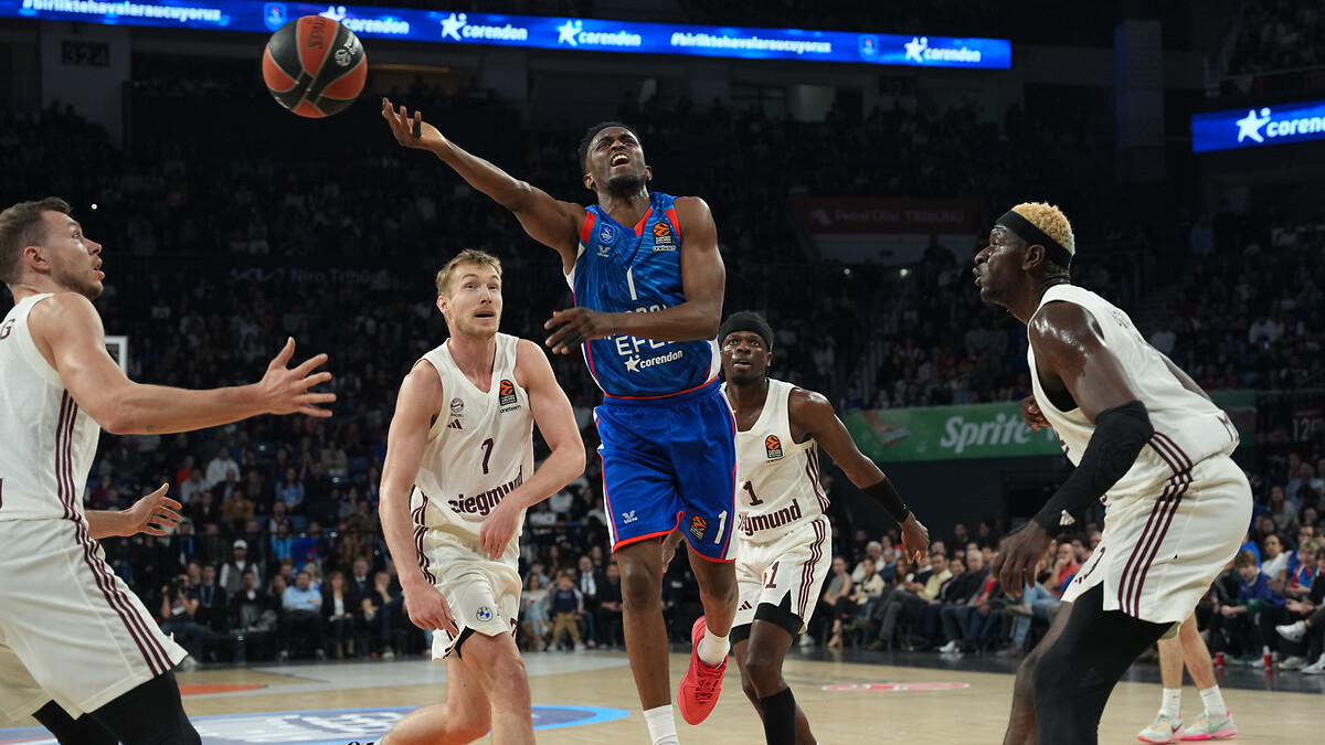 Anadolu Efes – Bayern Münih maçı Antalya’da yapılacak