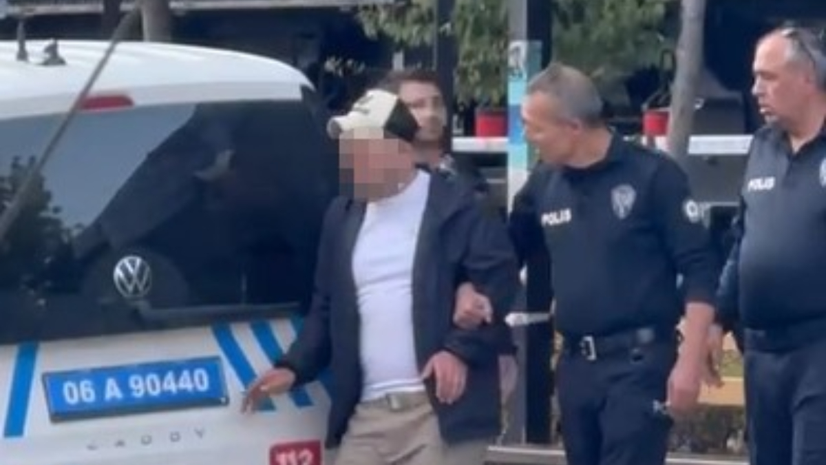 Ankara’da kendini polis olarak tanıtan şahıs etrafa saldırdı