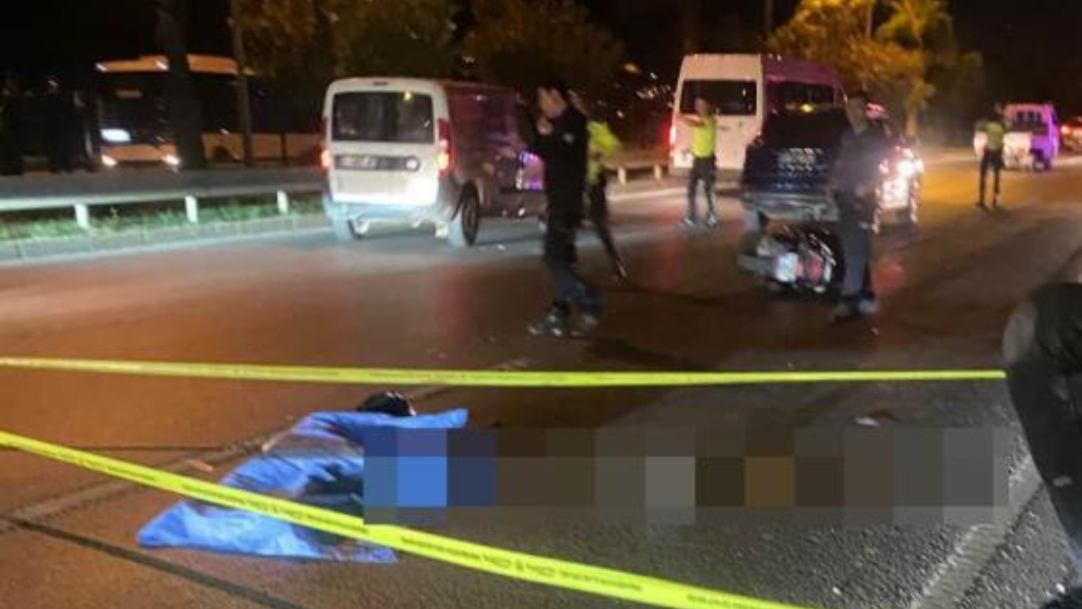 Antalya’da otomobille çarpışan motosikletin sürücüsü can verdi