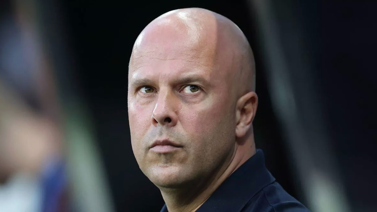 Arne Slot’tan Barış Alper Yılmaz ve maçın hakemine tepki