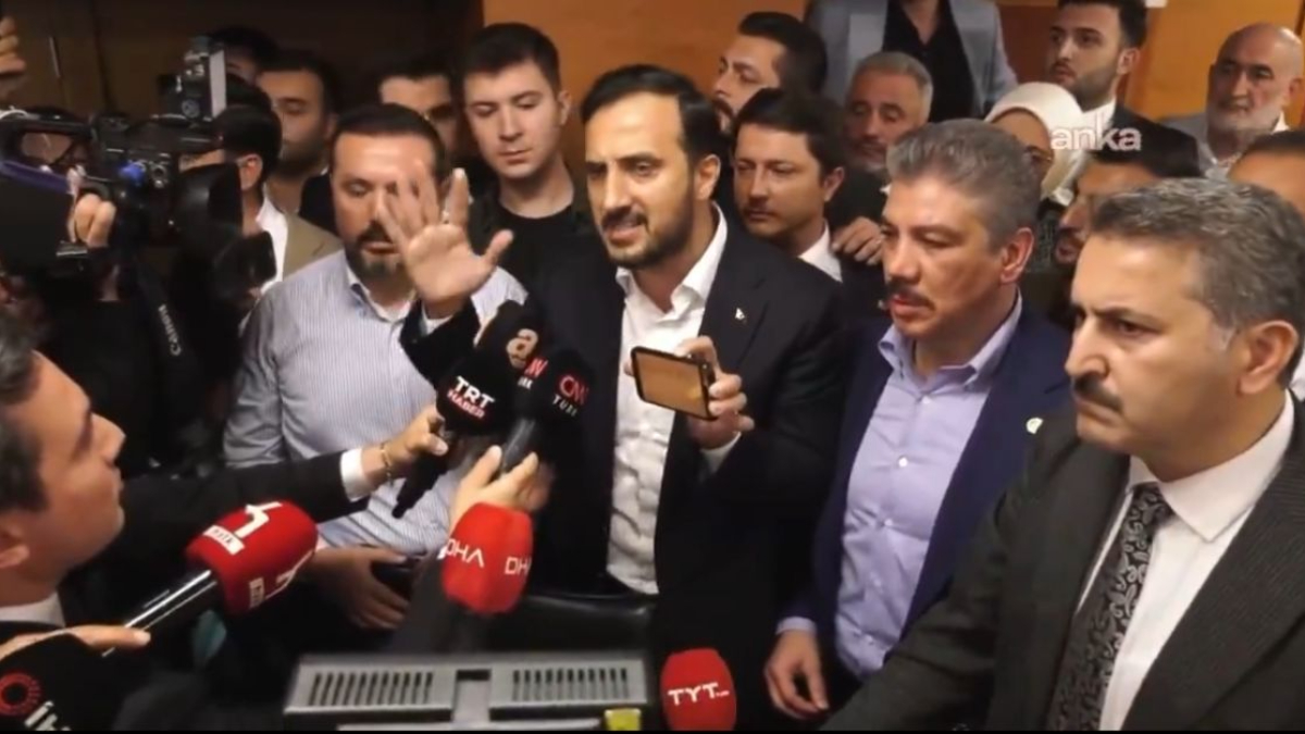 Bayrampaşa’da yenilenen başkanvekili seçiminde tansiyon yükseldi