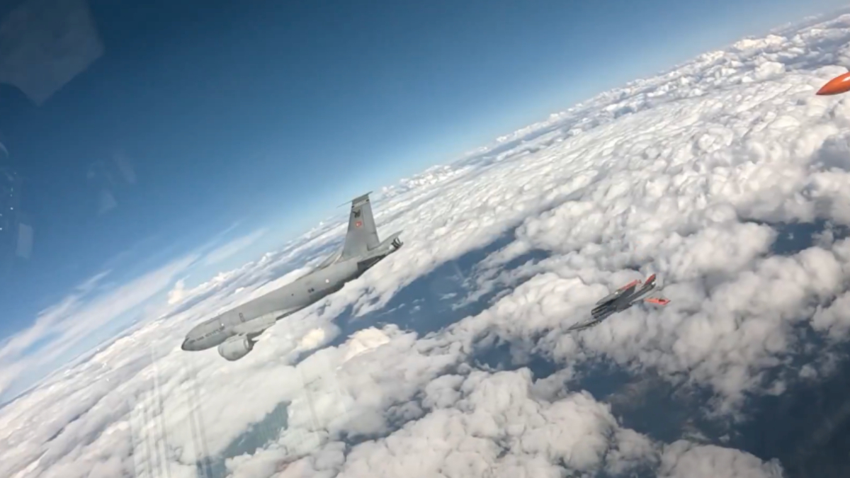 BOZDOĞAN ve GÖKDOĞAN füzeleri testten başarıyla geçti