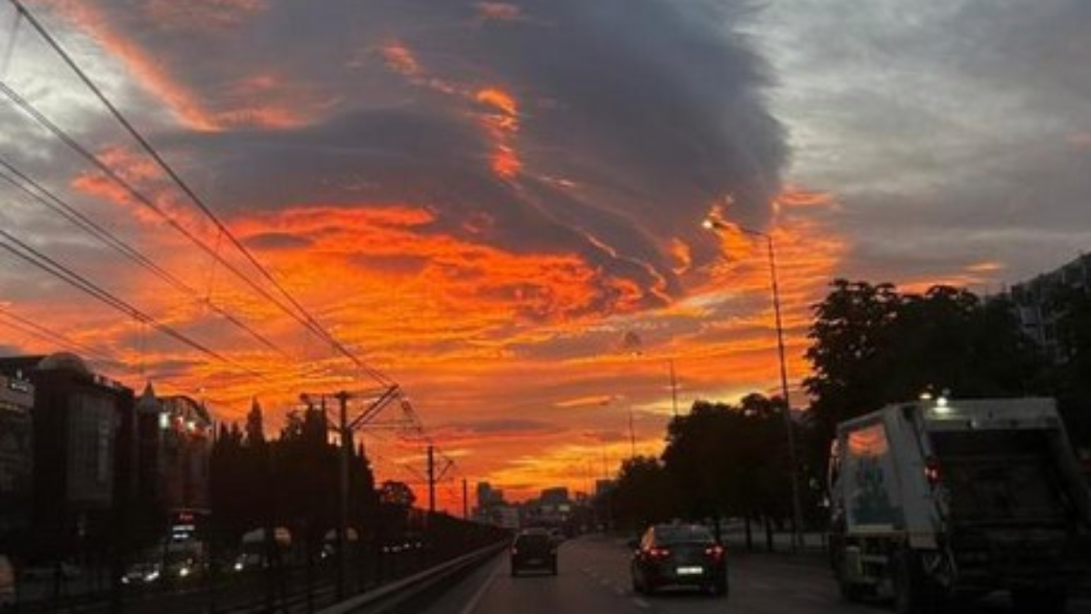 Bursa semalarında mercek bulutu şöleni