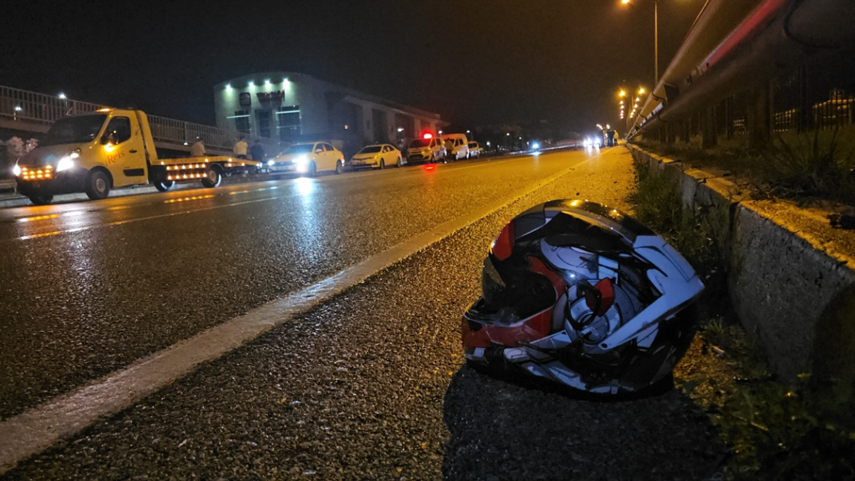 Çorum’da çelik bariyere çarpan motosikletin sürücüsü can verdi