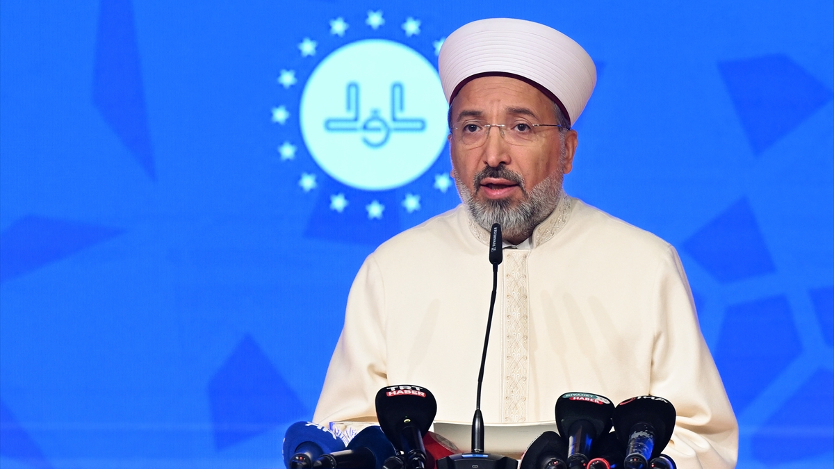 Diyanet İşleri Başkanı Arpaguş: Camiler, direniş ve mücadelenin en güçlü mevzileridir