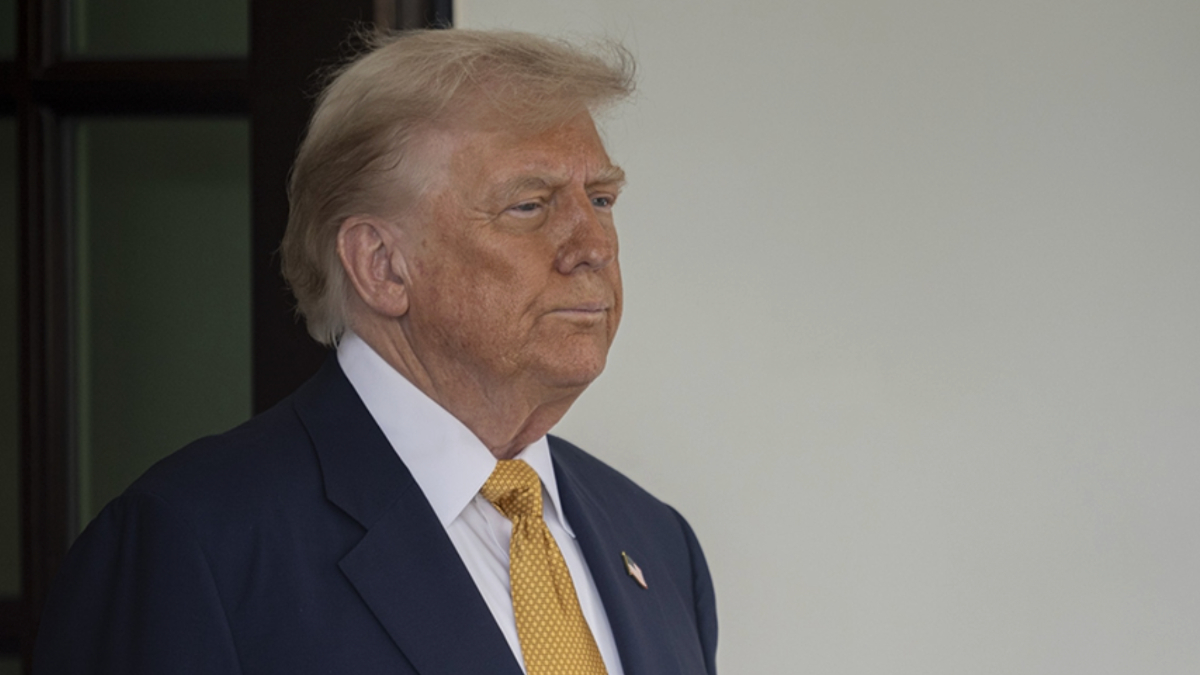 Donald Trump’tan Ukrayna’ya çağrı: Yapmaları gereken savaş hatlarında durmak