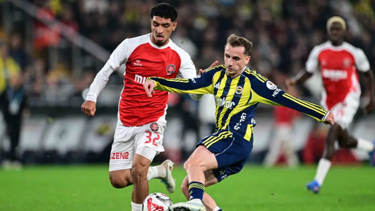 Eski hakemler, Fenerbahçe – Karagümrük maçında tartışma yaratan kararları değerlendirdi