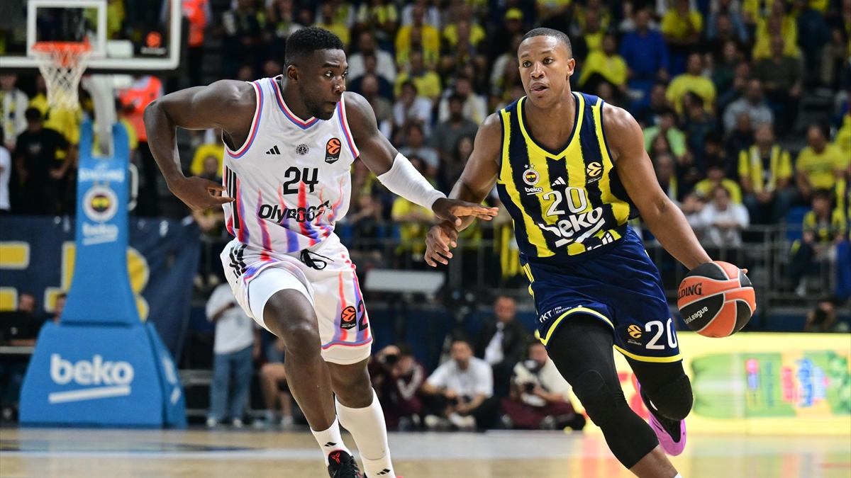 Fenerbahçe, EuroLeague’e galibiyetle başladı