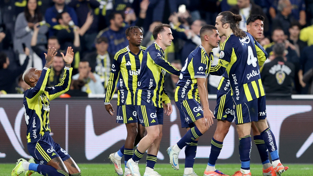 Fenerbahçe, Fatih Karagümrük’ü art arda 5. kez mağlup etti