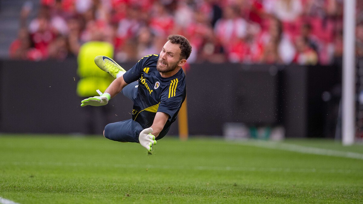 Fenerbahçe’de Tarık Çetin, maçı 5 kurtarışla bitirdi