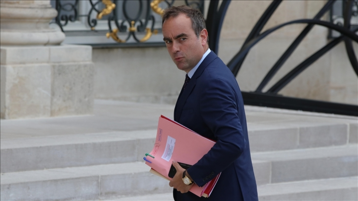 Fransa’da yeniden Başbakan atanan Lecornu hükümetini kurdu