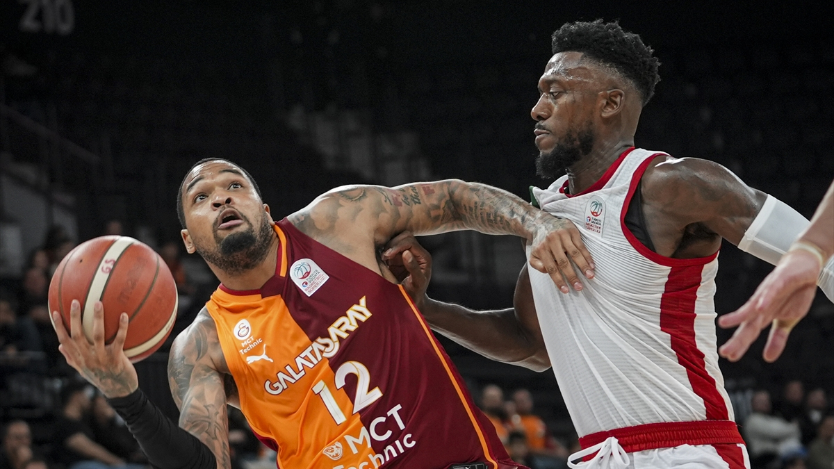 Galatasaray’dan Karşıyaka’ya 20 sayılık fark!