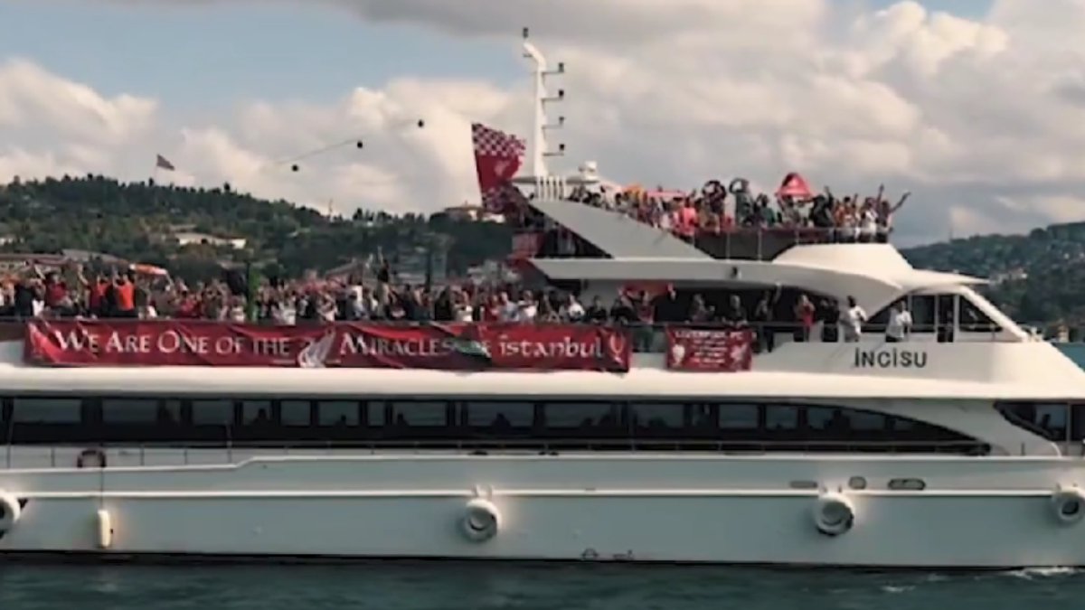 Galatasaray’dan Liverpool’a gönderme