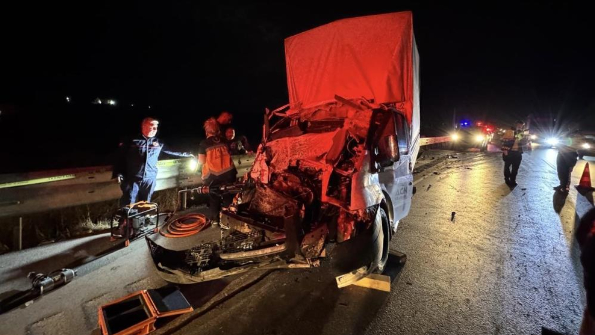 Gaziantep’te kamyonetin kamyona çarptığı kazada 1 kişi öldü