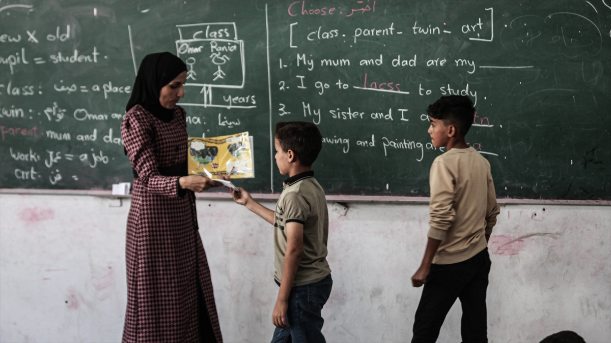 Gazze’de BM okullarında eğitim yeniden başladı