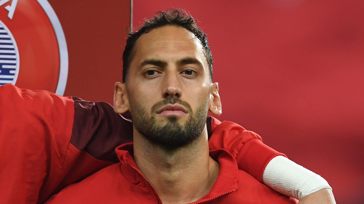 Hakan Çalhanoğlu, A Milli Takım formasıyla “dalya” dedi