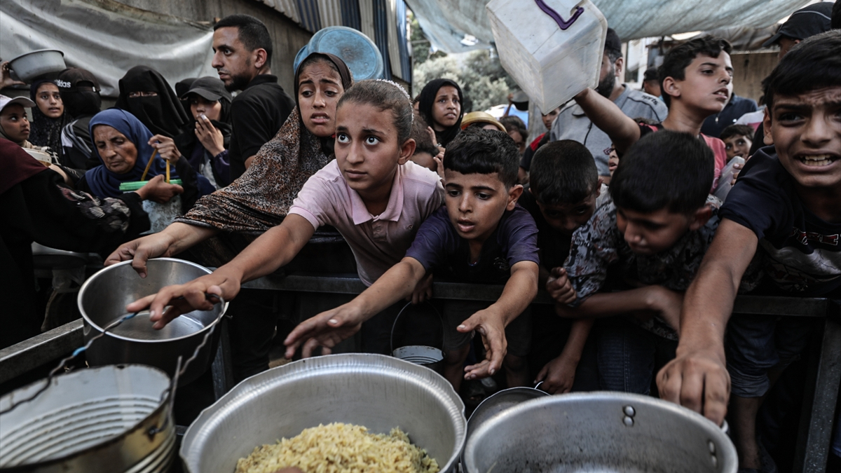 İsrail’den Gazze’deki açlığı gizlemek için 45 milyon dolarlık dijital propaganda