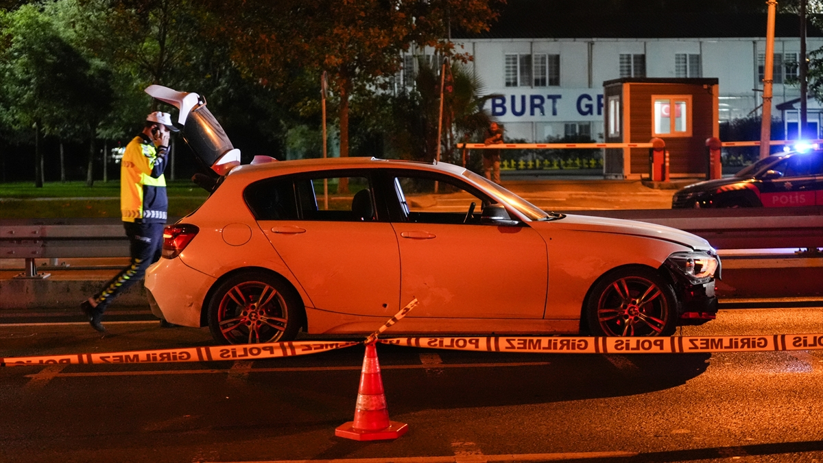 İstanbul Bakırköy’de polisten kaçan şüpheli vurularak yakalandı
