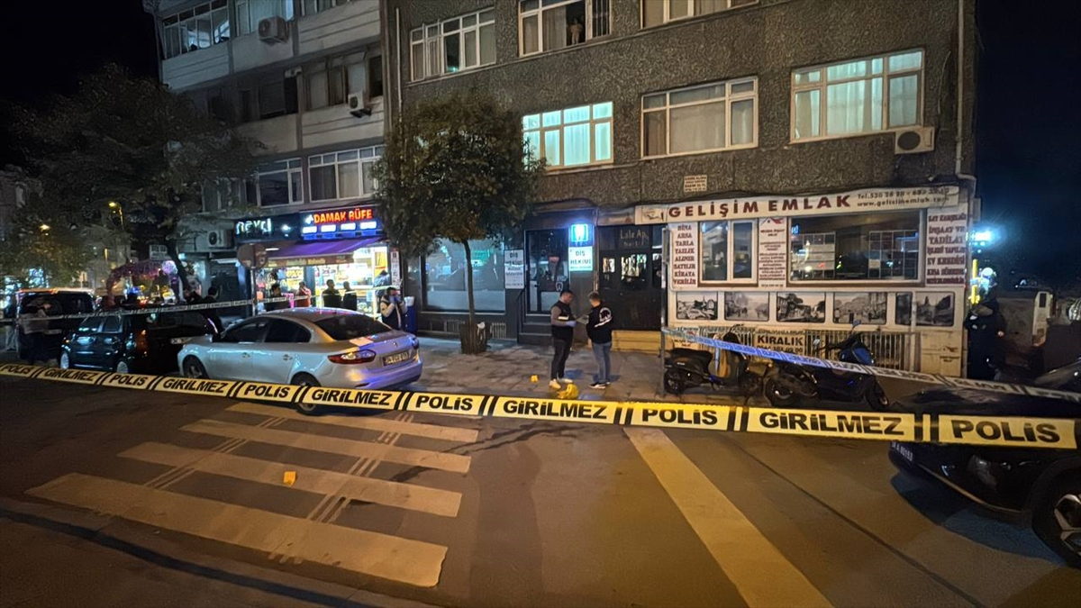 İstanbul Fatih’te silahlı saldırıya uğrayan kişi yaralandı