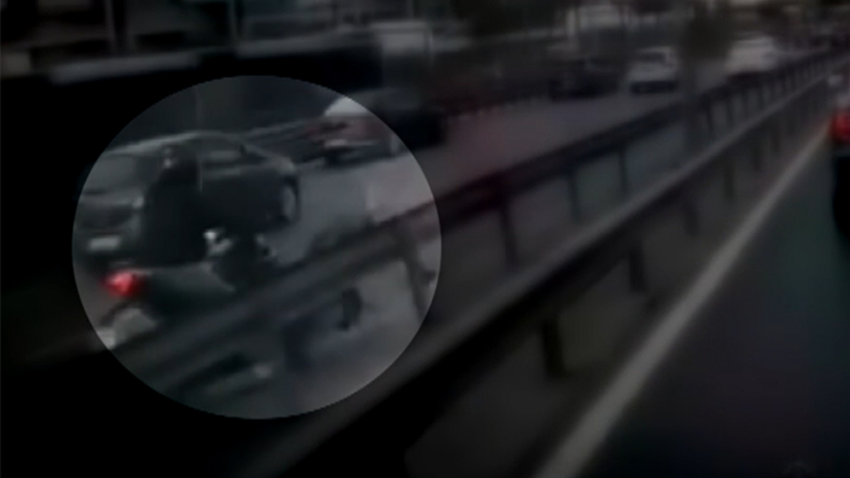 İstanbul Küçükçekmece’de motosikletin çarptığı kişi yaralandı