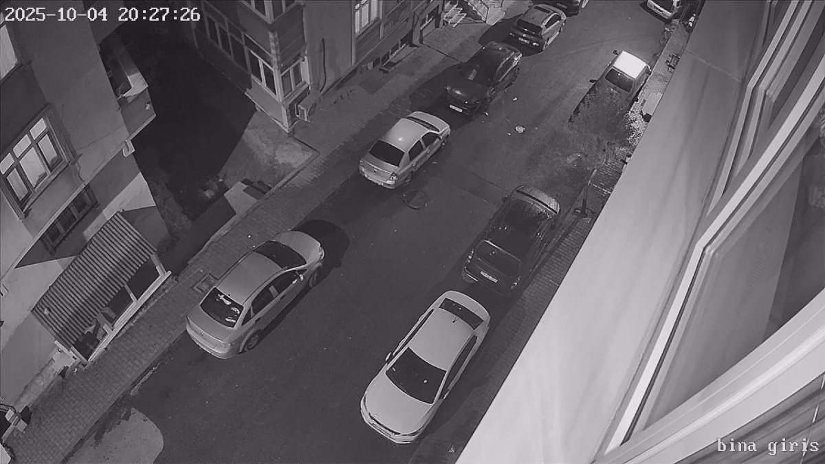 İstanbul’da balkondan düşerek ağır yaralanan kadının eşi tutuklandı