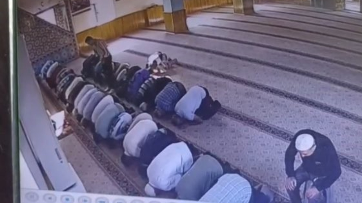 Kayseri’de camide husumetlisinin boğazını keserek öldüren zanlı hakim karşısında