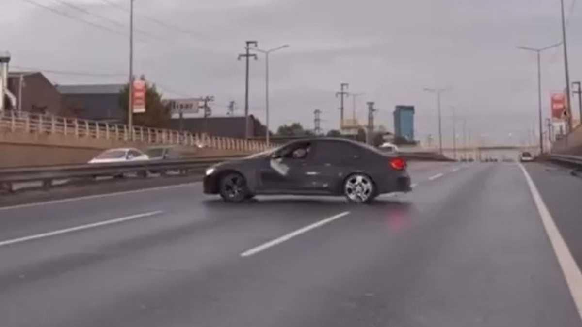 Kocaeli’de plakasını kapatıp drift atan sürücü polisten kaçamadı