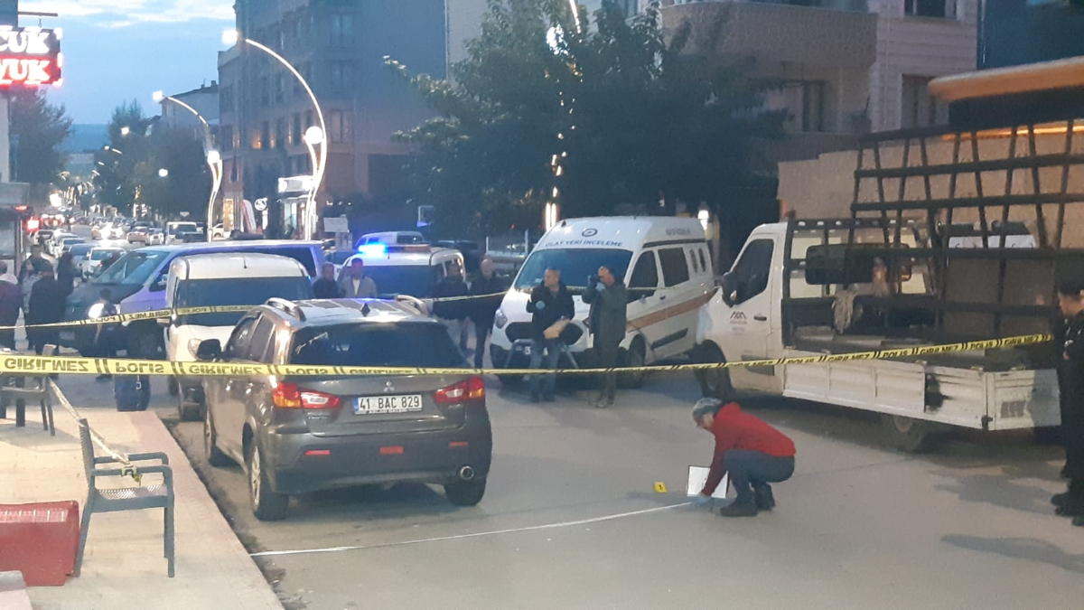 Kocaeli’de yol verme kavgasında 1 kişi vuruldu