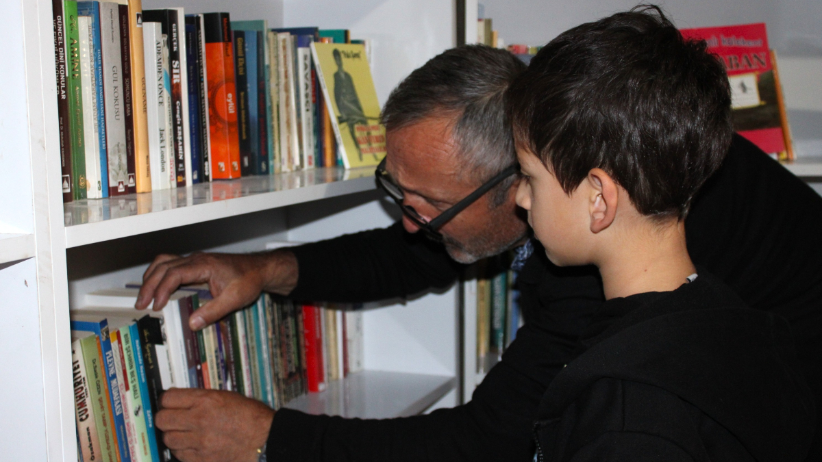 Malatya’da dedesinden kalan 90 yıllık konağı, okuma salonu yaptı