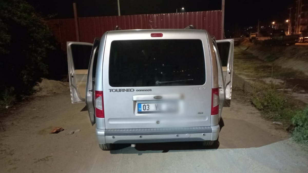 Manisa’da dur ihtarına uymayan ehliyetsiz sürücü 160 bin lira ceza yedi