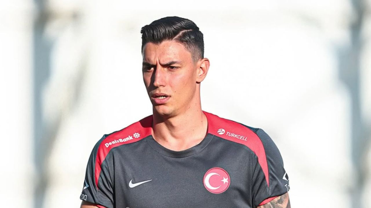 Milli takım kampından ayrılmıştı: Berke Özer’i bekleyen ceza belli oldu