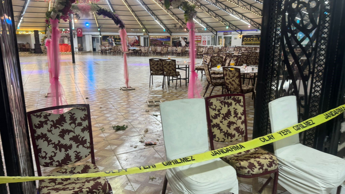 Şanlıurfa’da düğünde silahlı kavgada 3 kişi yaralandı