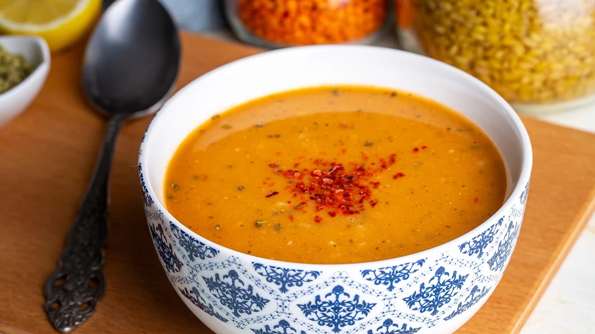 Şeflerin sırrı ortaya çıktı: Bu malzeme çorbayı 3 kat lezzetli yapıyor