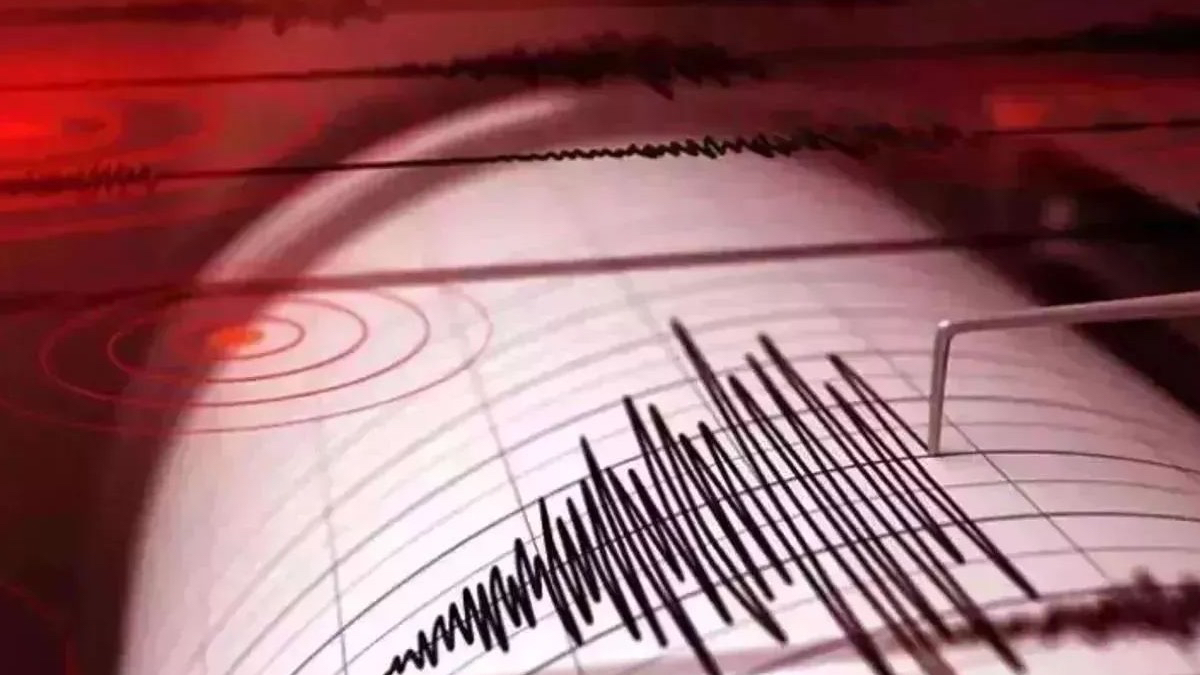 SON DAKİKA! İstanbul’da kaç şiddetinde deprem oldu? Deprem kaç saniye sürdü?