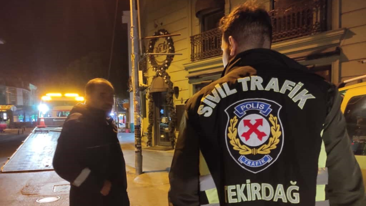 Tekirdağ’da alkol denetimi: Sivil polisi vale sandı