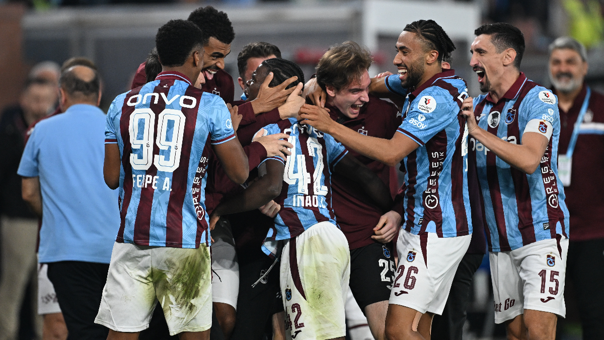 Trabzonspor sahasında hata yapmadı: Eyüpspor’u 2 golle geçti