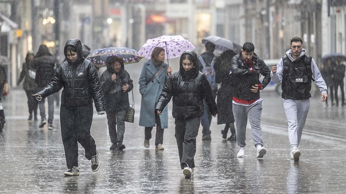 Türkiye genelinde aralıklı yağışlar etkisini gösterecek