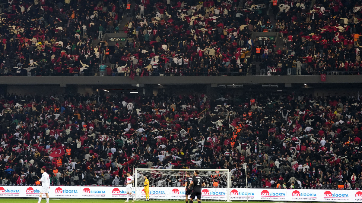 Türkiye – Gürcistan maçını 27 bin 974 seyirci izledi