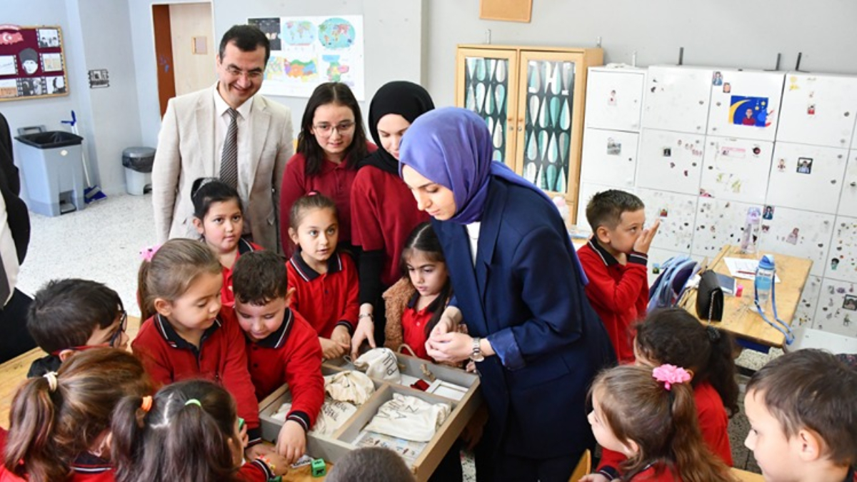 Yığılca’lı öğrencilerden minik kardeşlerine eğitici oyun kutuları