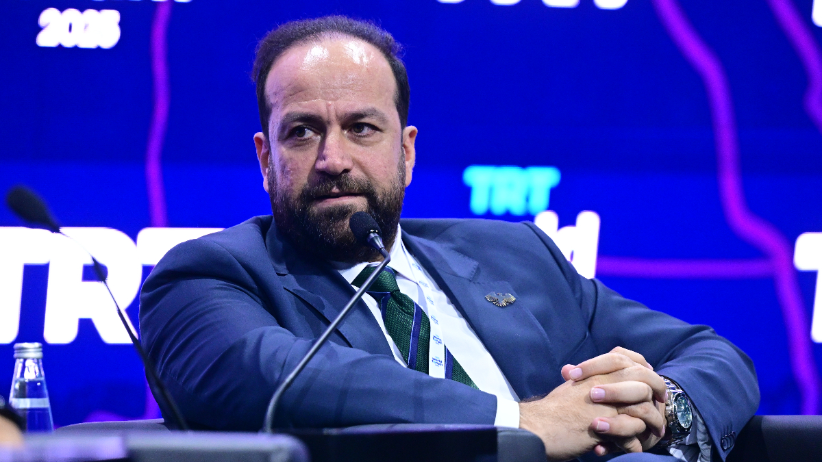 ABD’nin yaptırımları kaldırmasını değerlendiren Suriyeli bakan: Donald Trump’ı Türkiye ikna etti