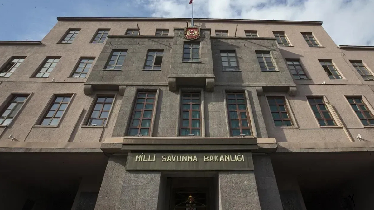 MSB: Askeri kargo uçağının enkazında incelemelere başlandı
